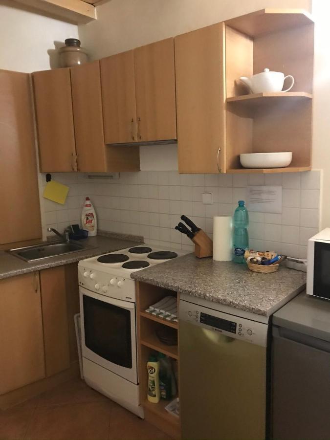 Apartment Sadova Карлови Вари Екстериор снимка