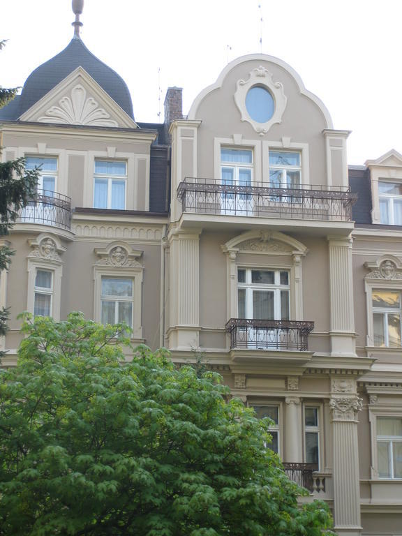 Apartment Sadova Карлови Вари Екстериор снимка